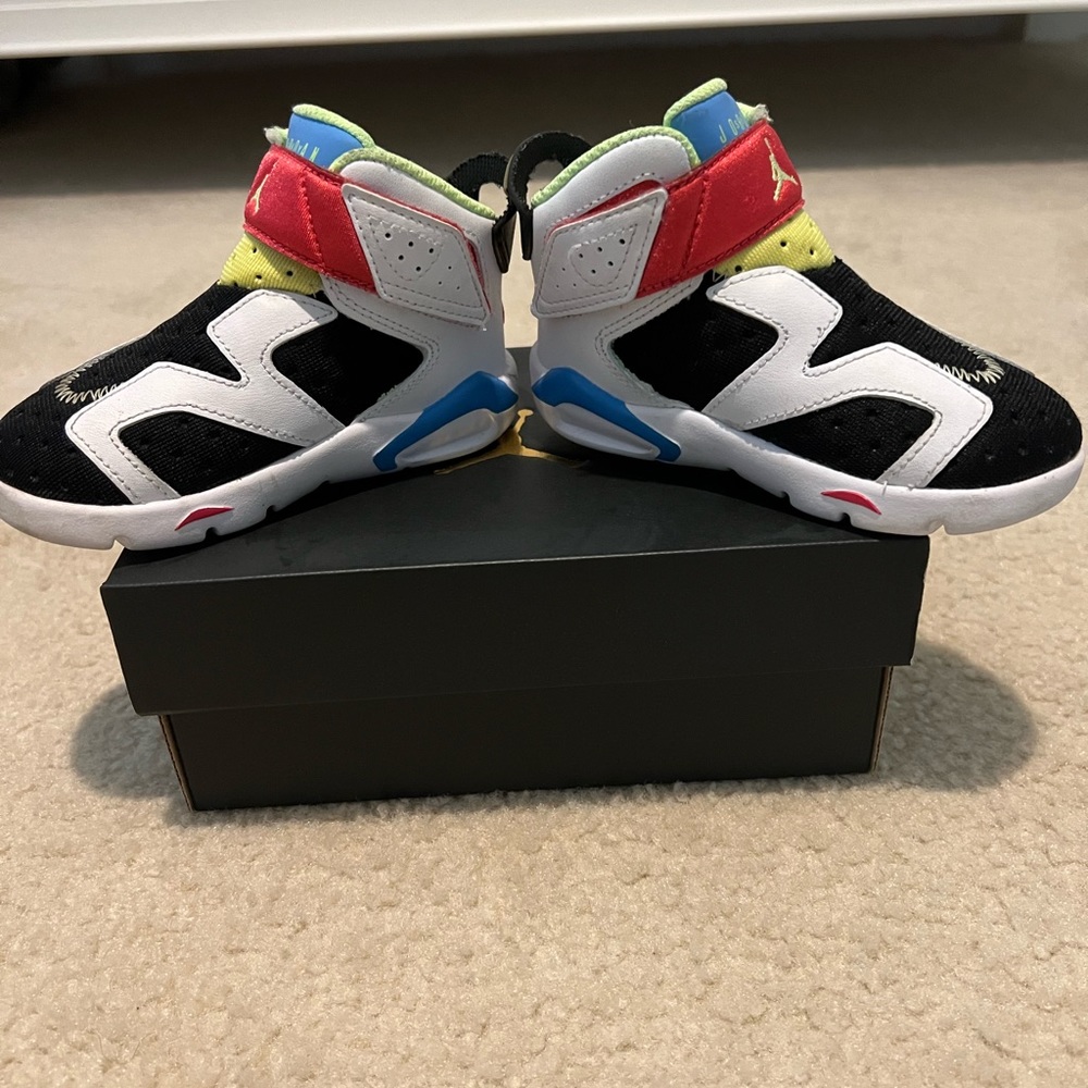 Jordan 6 Retro little flex high top